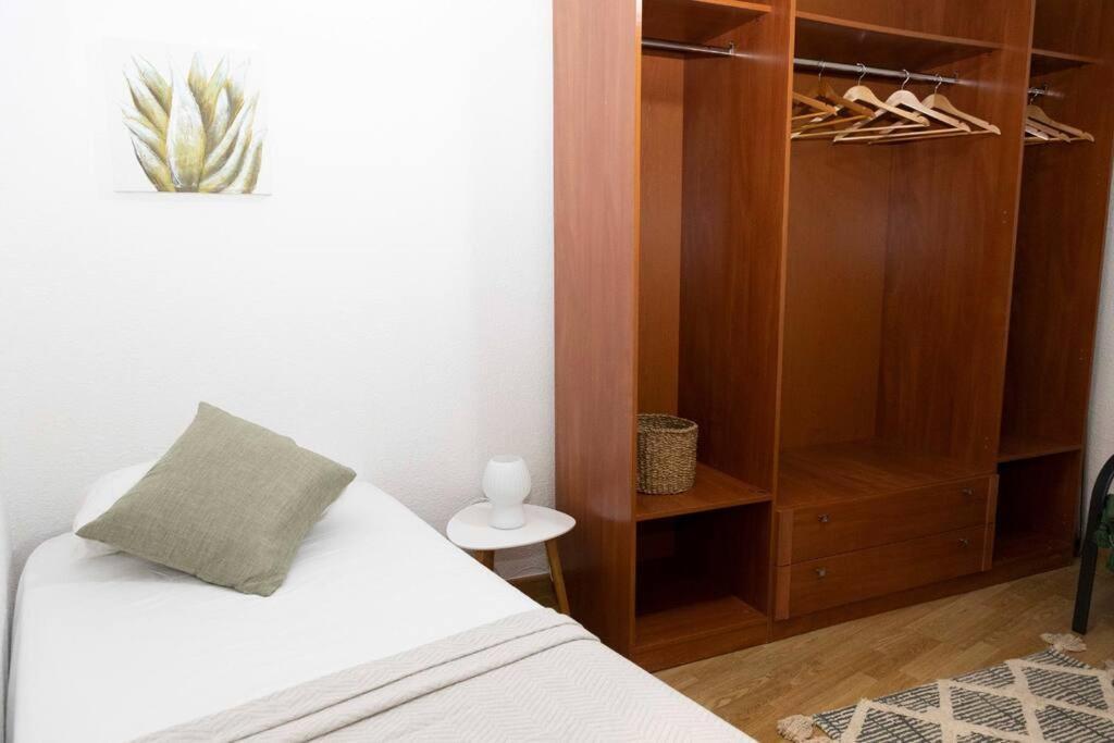 Apartamento Rio อาลิกันเต ภายนอก รูปภาพ