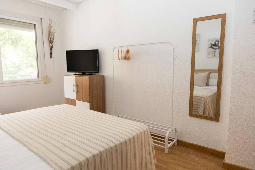 Apartamento Rio อาลิกันเต ภายนอก รูปภาพ
